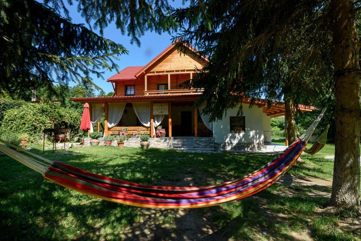 Susurul Apei Chalet Porumbacu de Sus Exterior foto